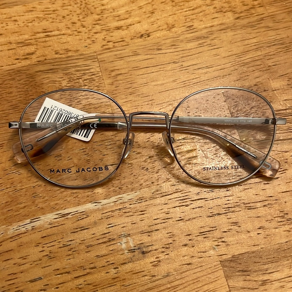 Marc Jacob’s Marc272 3YG 140